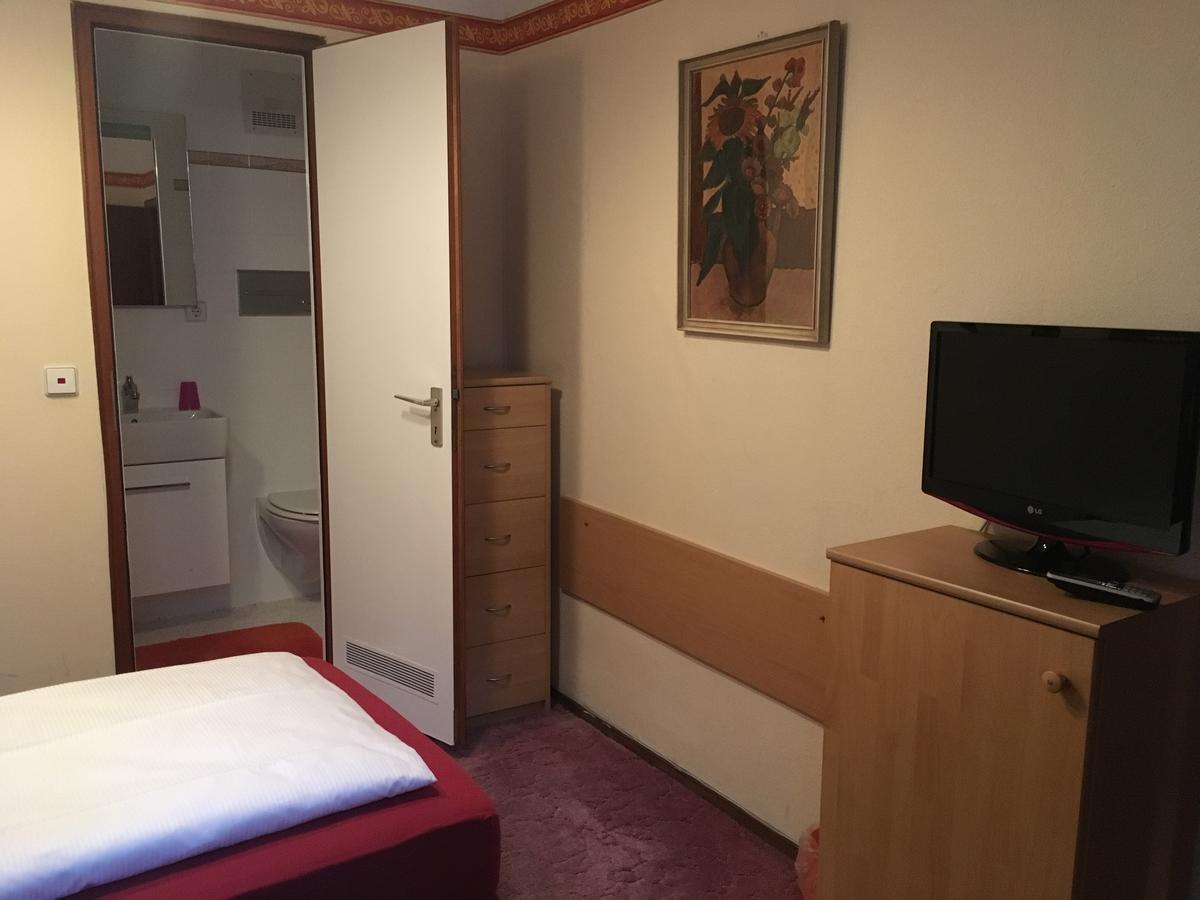 טריברג Hotel Pfaff מראה חיצוני תמונה